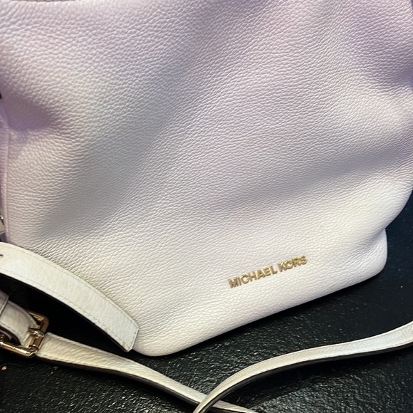 White Michael Kors Purse - Picture 2 of 6